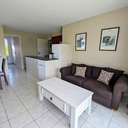 Appartement Avec Vue Sur Golf بورنيك المظهر الخارجي الصورة