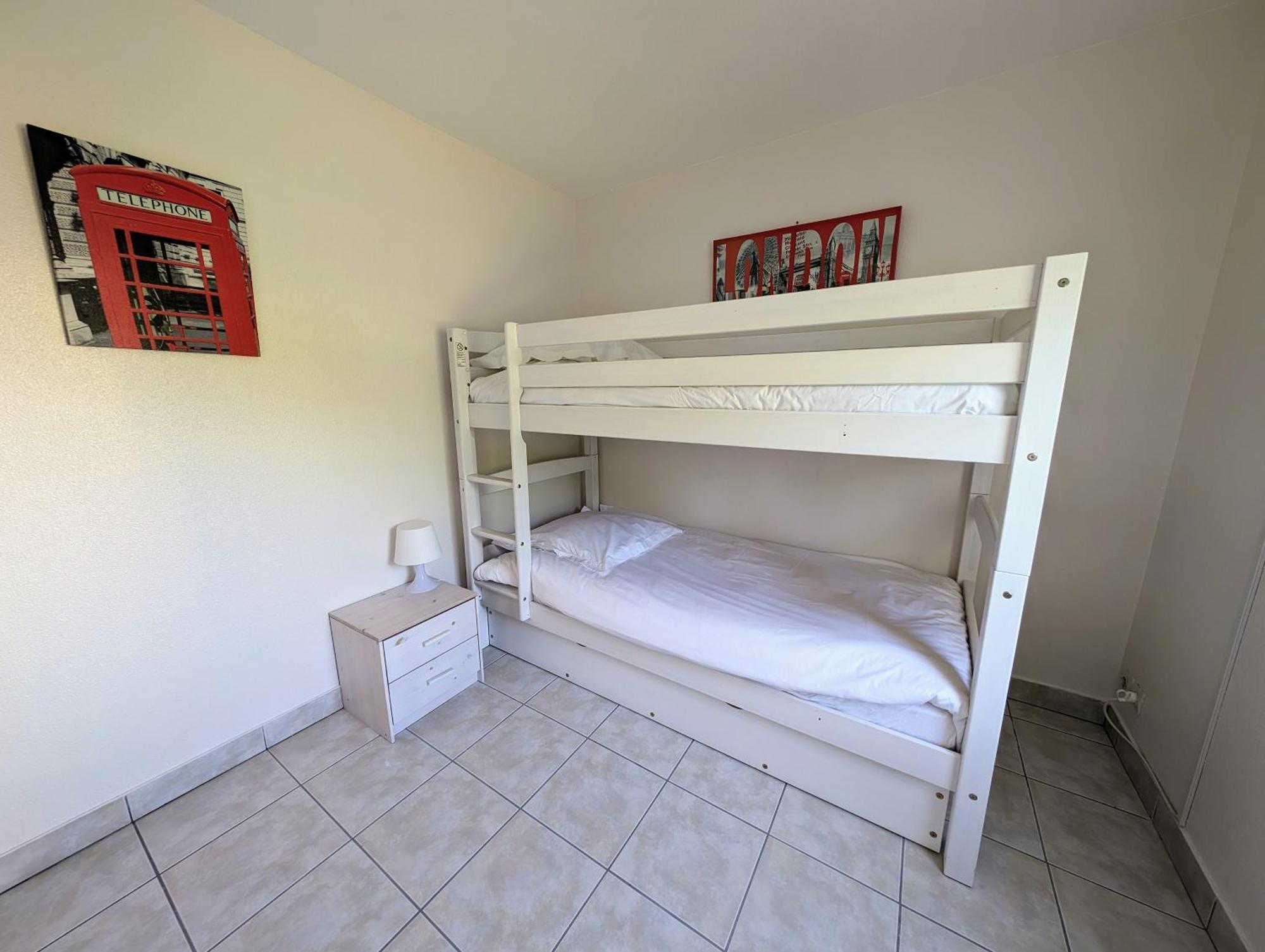 Appartement Avec Vue Sur Golf بورنيك المظهر الخارجي الصورة